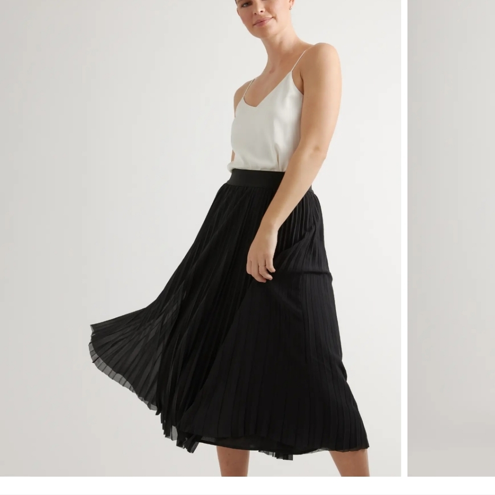 Quince Pleated Skirt